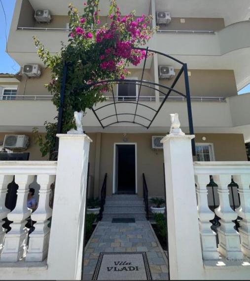 Vila Vladi Durrës Exteriér fotografie